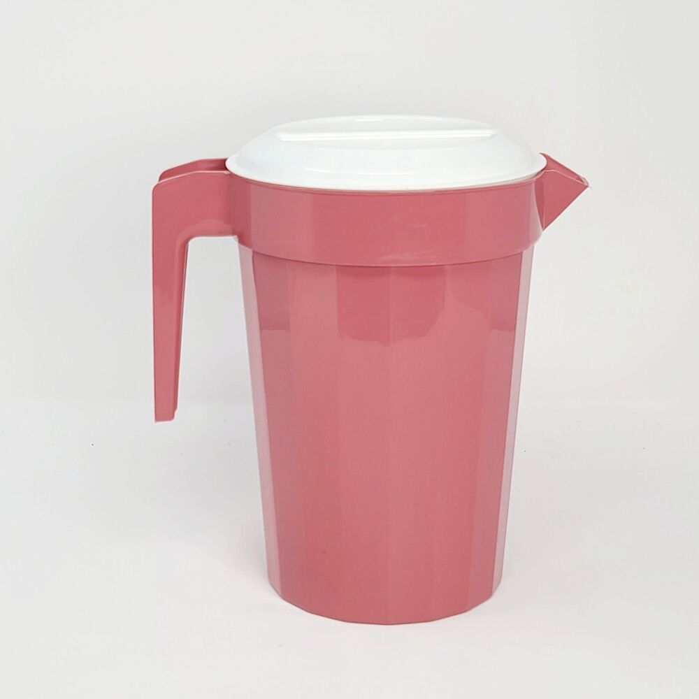 VINTAGE Packer Ware Pink 1/2 Gallon Pitcher w Lid USA RETRO Cottage‎ Kitchen